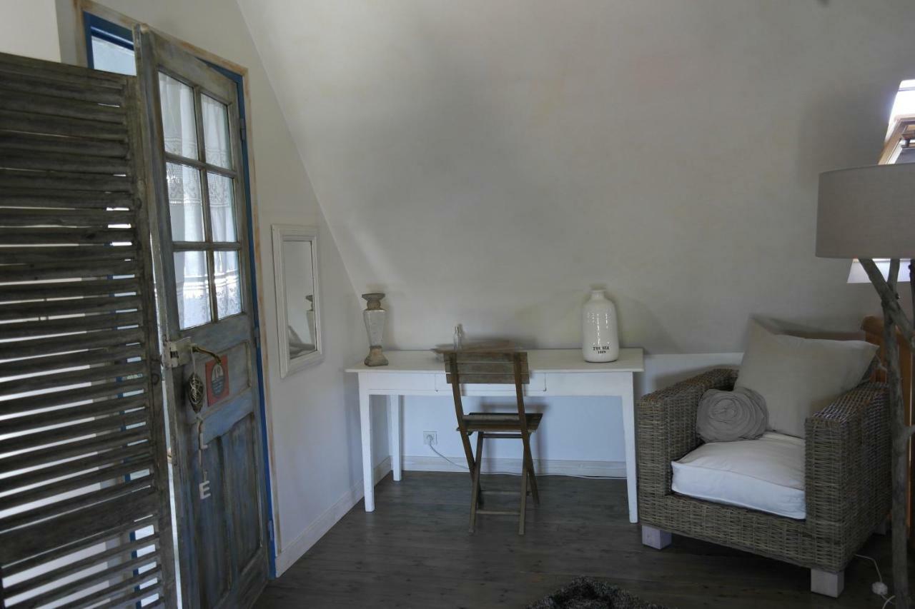 Traou Ar Vilin Perros-Guirec Bilik gambar